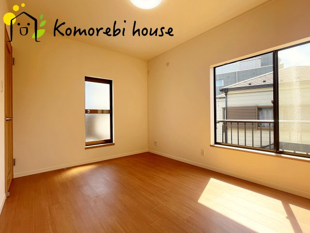 さいたま市見沼区春岡　中古一戸建ての洋室|広々とした洋室です