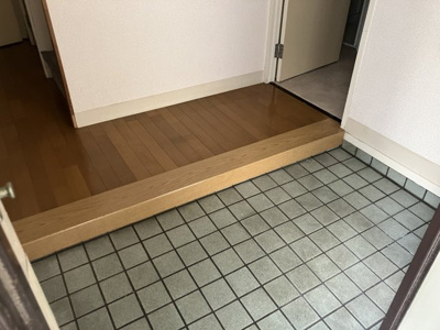 【玄関】 | 魚住町中尾貸家