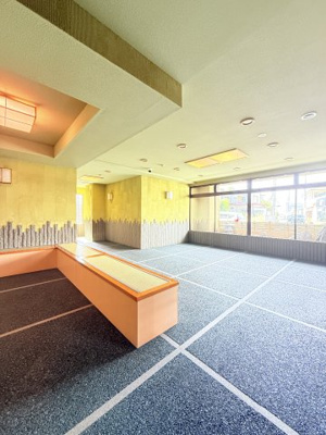 【エントランス】 | グレイス茅ヶ崎ソレアード | 和風なエントランスになっており、
ゆっくりと落ち着くことができます。