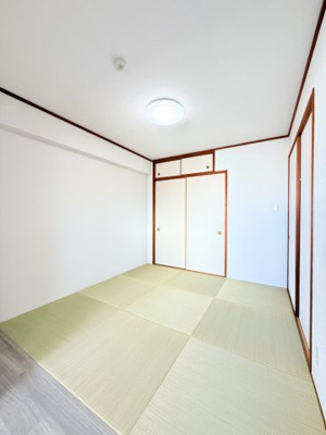 【和室】 | グレイス茅ヶ崎ソレアード | 約6.0帖の和室になっております！
冬は暖かく、夏はひんやりと
お過ごしされてはいかがでしょうか。