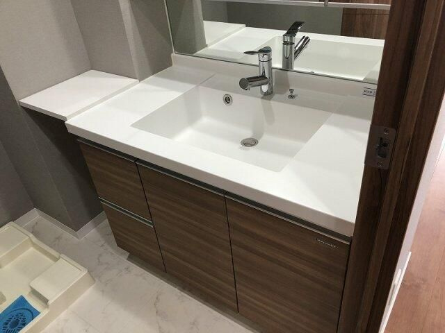 ＳＹＮＥＸ　ＰＲＥＭＩＥＲ　ＡＳＡＫＵＳＡＢＡＳＨＩの洗面所