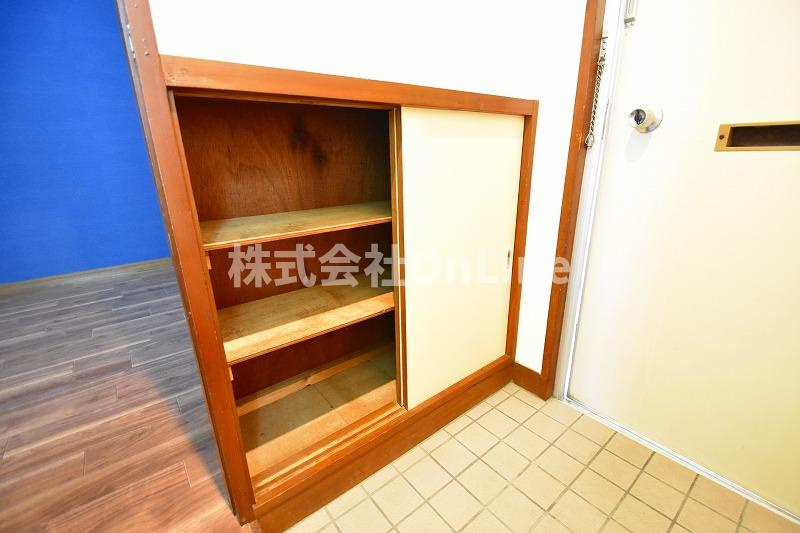中野マンションの収納