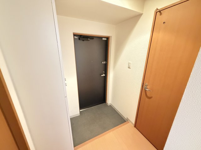 カミュー松戸北小金の玄関