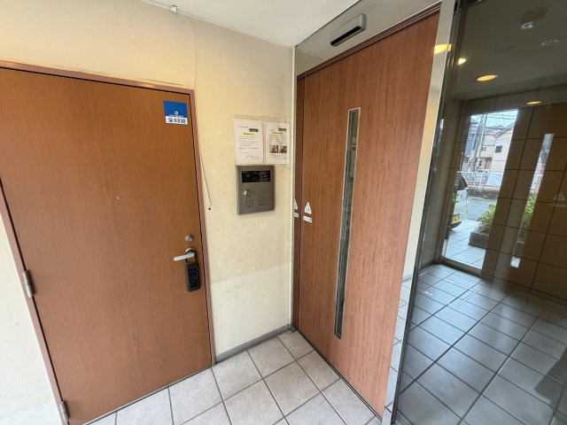 カミュー松戸北小金のエントランス