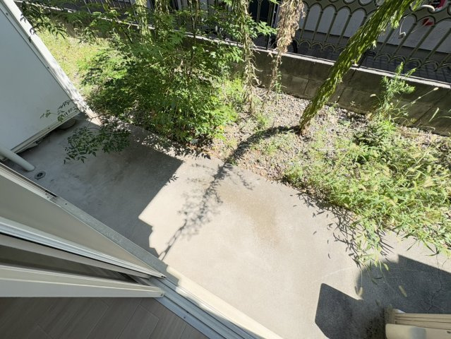 ジュネパレス市川第21のバルコニー