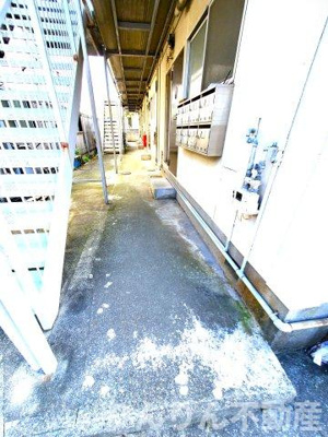 【ロビー】 | 西川アパート | ロビーです