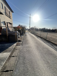 【前面道路含む現地写真】