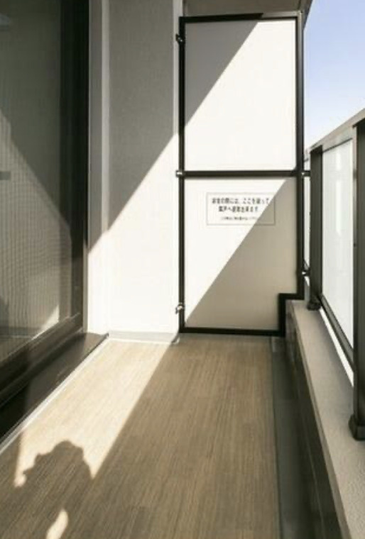 コンフォリア西荻窪のバルコニー