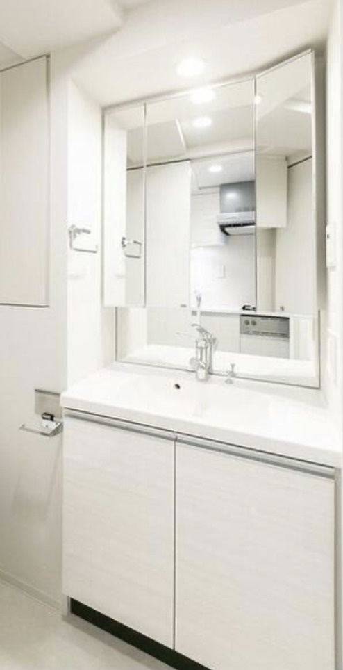 コンフォリア西荻窪の洗面所