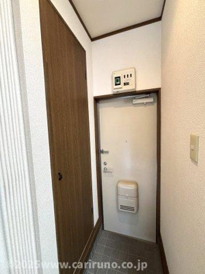【玄関】 | シュロス岸町