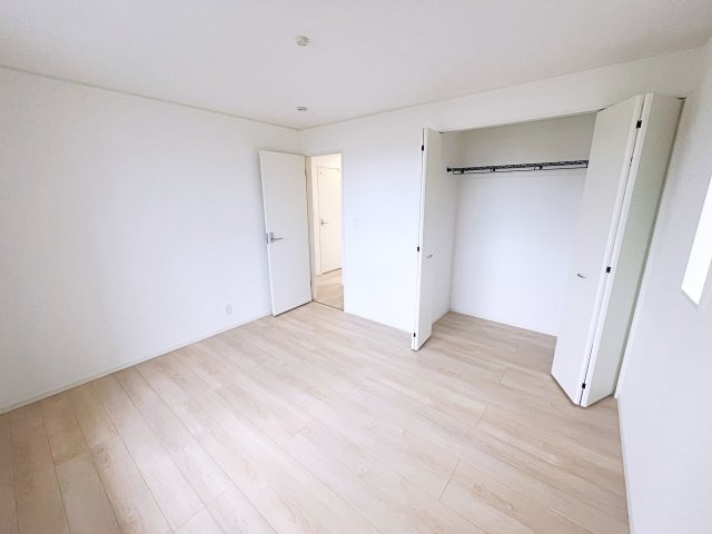 新築戸建・建売　いわき市平下平窪第6　Cradle Garden　全6棟の洋室|光と風をしっかり取り込める2面採光の洋室！心地よい暮らしを実現できます！