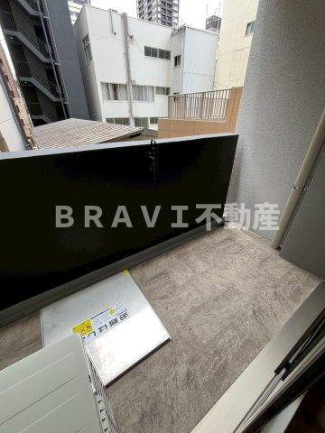 プレサンス堺筋本町エグゼブラン　BRAVI不動産のバルコニー|【プレサンス堺筋本町エグゼブラン】陽当たり良好なバルコニーです