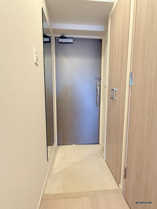スプランディッド梅田グランノース　仲介手数料無料の玄関