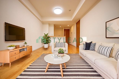 【居間・リビング】 | プロスタイル長津田 | 現況の物件写真に、画像処理（CG)がされております。
照明・家具・カーテン・小物類等はCG画像になります。