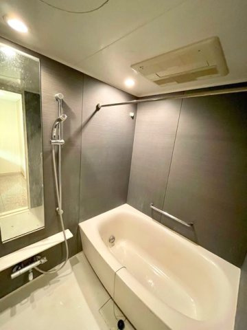 RESIDIA日本橋馬喰町Ⅲの浴室|追焚オートバス、浴室換気乾燥機