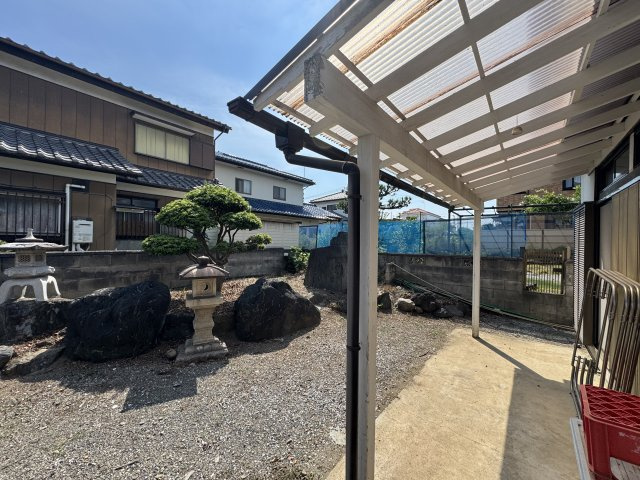 -三丁目不動産-本庄市小島南三丁目の庭