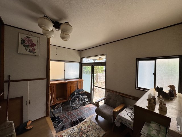 -三丁目不動産-本庄市小島南三丁目の玄関