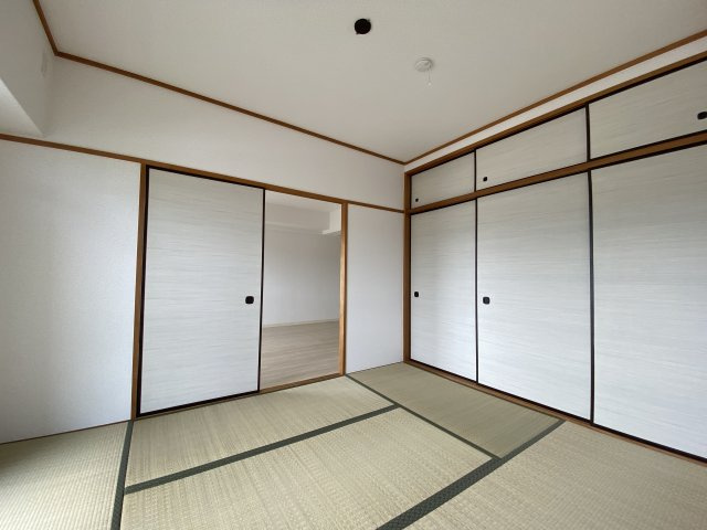 プレスト・コート壱番館の和室