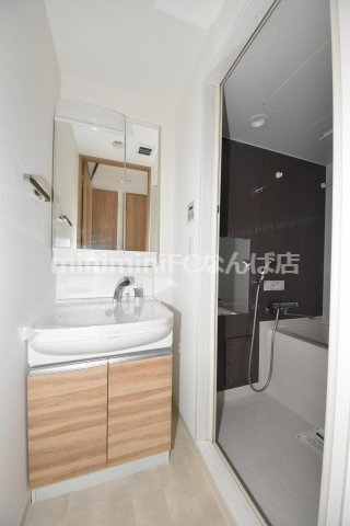 ファーストフィオーレ難波南パークサイドの洗面所