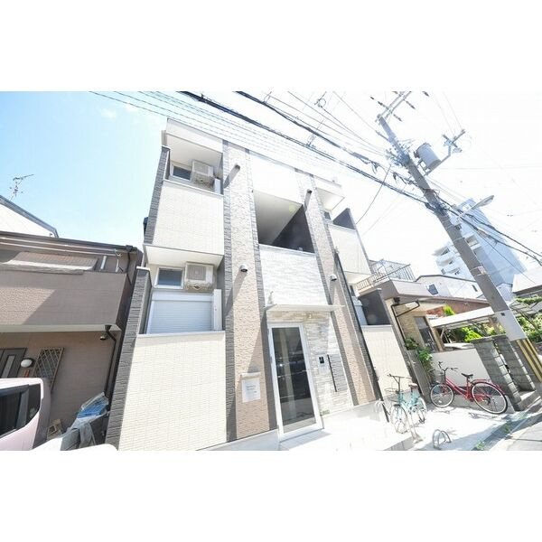 ハーモニーテラス淡路の外観
