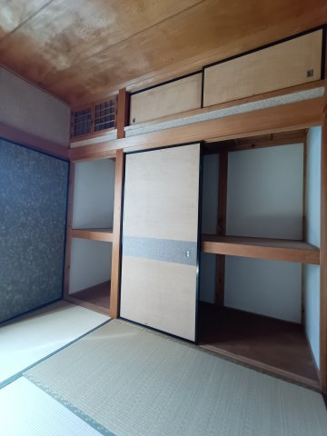 市木町貸家の和室