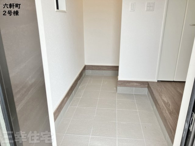 碧南市六軒町の玄関|広い玄関♪シューズインクロークあります