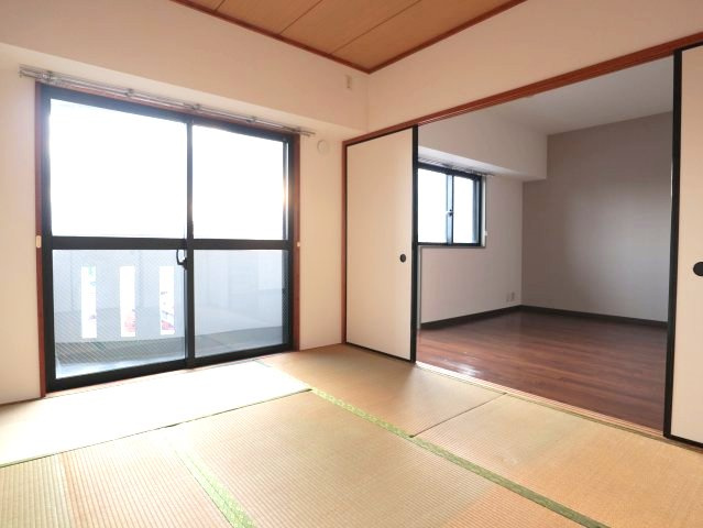 グラントルム弐番館の和室