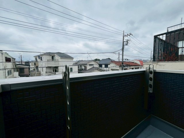 【展望】 | 西東京市保谷町１丁目　未入居戸建て | 遮る高い建物もなく、前面道路もゆとりがあり開放的な眺望
