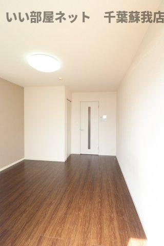 リブリ・ウインディーバレーⅢの寝室|開放的な寝室です