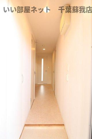 リブリ・ウインディーバレーⅢの玄関|明るい玄関です