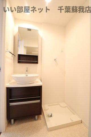 リブリ・ウインディーバレーⅢの洗面所|朝の準備に活躍する、洗髪洗面化粧台！