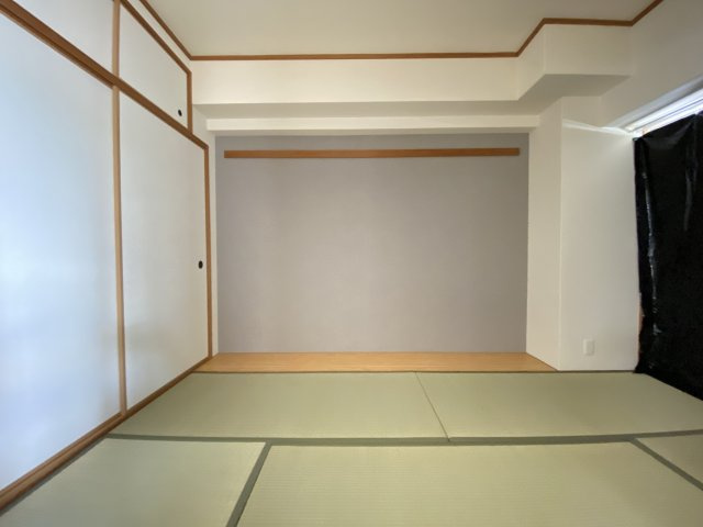 プレスト・コート弐番館の和室
