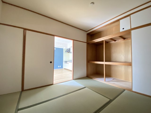 プレスト・コート弐番館の和室