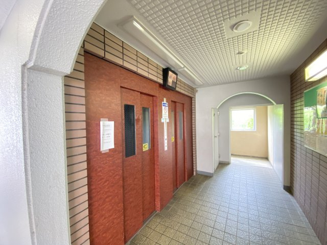 プレスト・コート弐番館のロビー