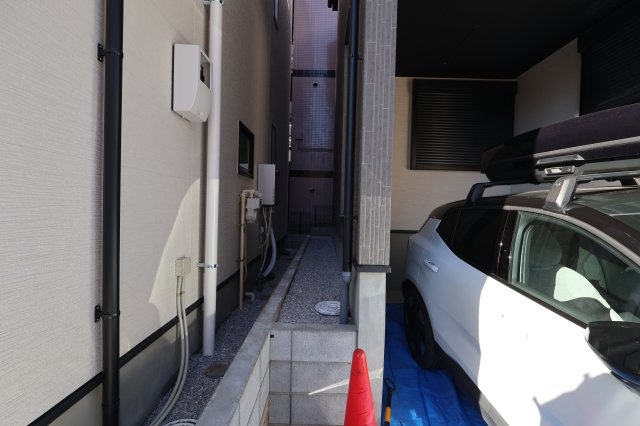 《仲介手数料無料》中央区上峰３丁目3-12新築一戸建てTIARAの外観