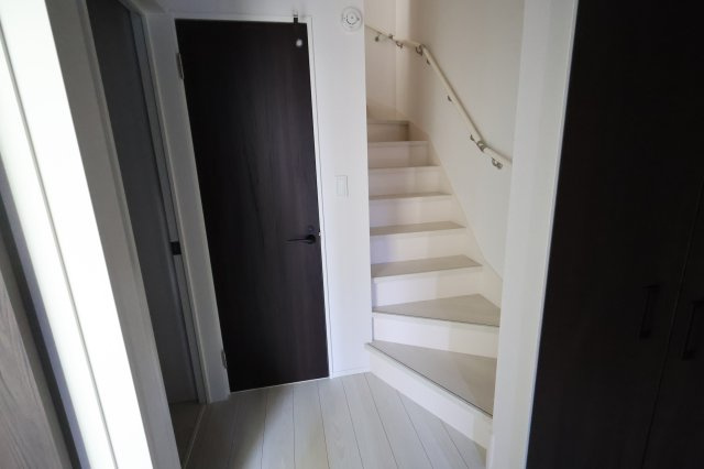 《仲介手数料無料》中央区上峰３丁目3-12新築一戸建てTIARAの内装