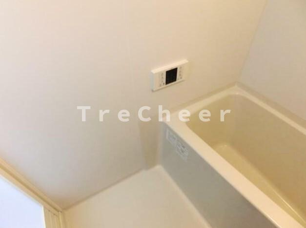 ノベル高台の浴室