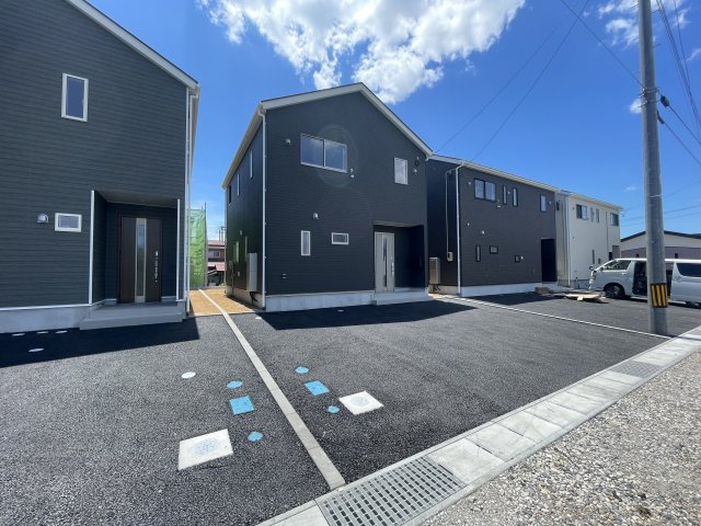 新築戸建・建売　喜多方市常盤台　CRADLE GARDEN　全4棟の駐車場