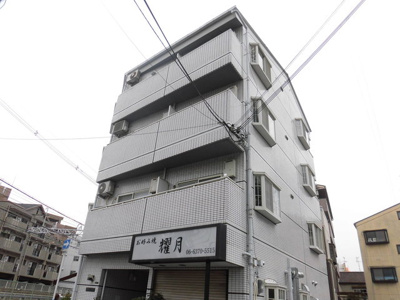 【外観】 | 白菊ハイツ豊新 | 白基調の清潔感のある建物です