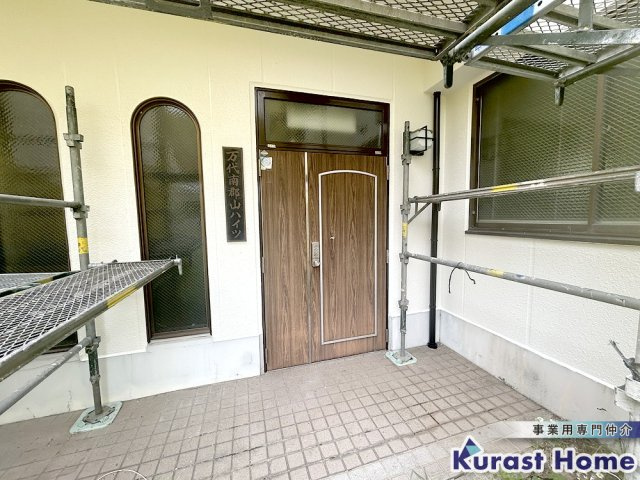 【エントランス】 | 南郡山町一棟貸し