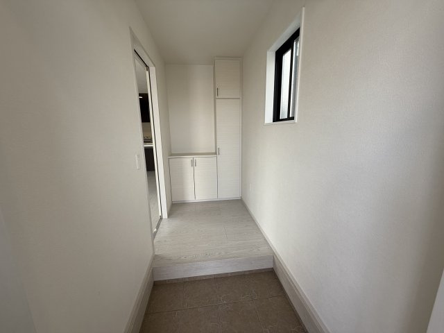 明石市太寺大野町新築戸建１号棟の玄関