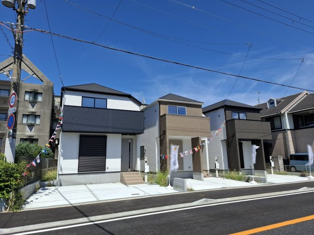 明石市太寺大野町新築戸建１号棟の前面道路含む現地写真