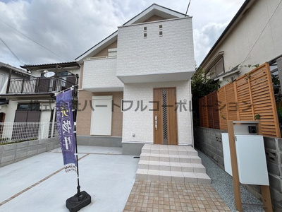 【外観】 | 明石市朝霧町3丁目　新築戸建　仲介手数料無料！ | 建物外観を気になさる方へ、見た目の良い物件です