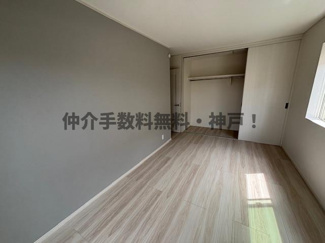 【洋室】 | 明石市朝霧町3丁目　新築戸建　仲介手数料無料！ | 個人の部屋や寝室として使える洋室です