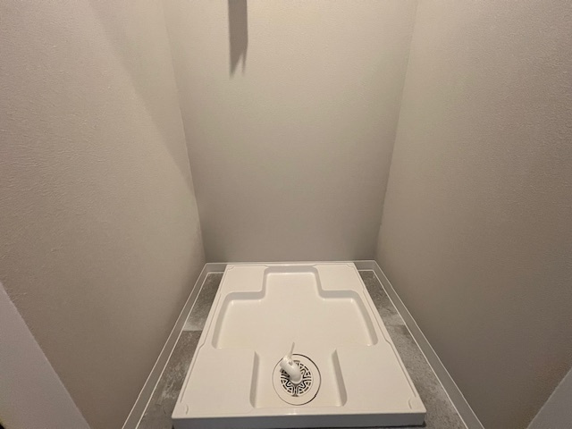 【洗面所】 | 湘南台駅前分譲共同ビル | 忙しい朝には欠かせない洗面所です