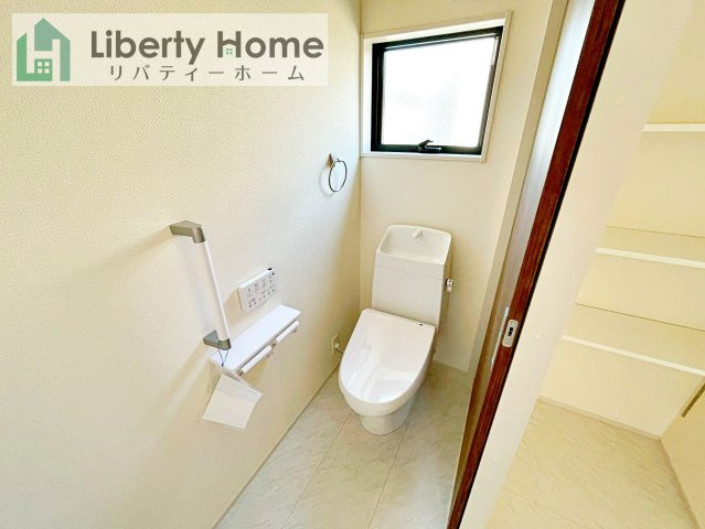 小美玉市小川第1　新築戸建　3号棟のトイレ