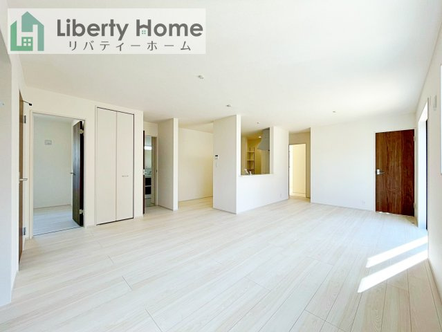 小美玉市小川第1　新築戸建　3号棟の居間・リビング