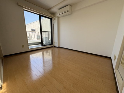 【洋室】 | ドエル妙蓮寺