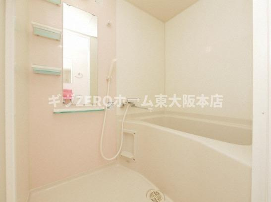 AFFLUENCE難波の浴室