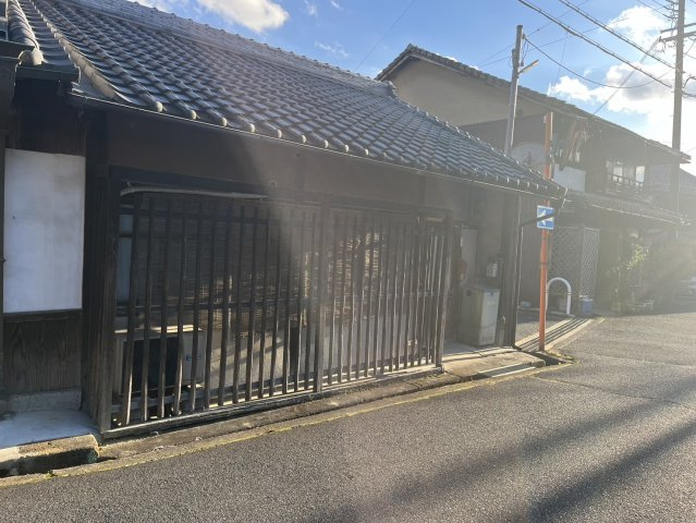 萩原の外観